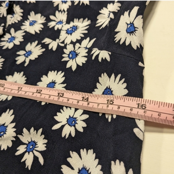 ๐๐ค GAP Rayon Daisy Print Button Front Cap Sleeve Mini Dress, 10 (6/8), NWOT - Picture 7 of 16